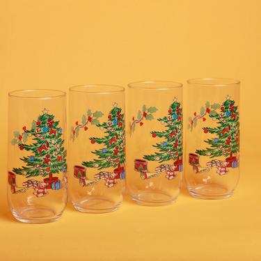 Set of 4 Vintage Tall Christmas Tree Clear Glasses Cups 