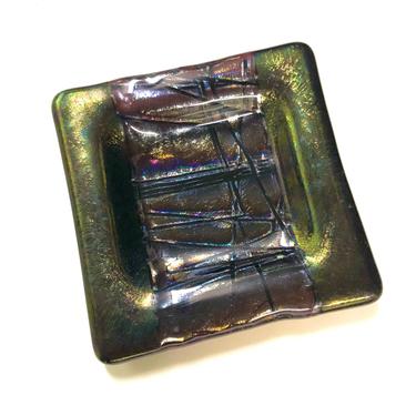 Kurt McVay Dichroic Metallic Iridescent Fused Art Glass Dish 4” x 4” 