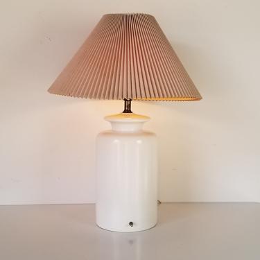 1970s Jacques Grange Style Flat White Glazed Table Lamp 
