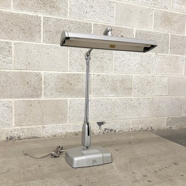 LOCAL PICKUP ONLY ----------- Vintage Industrial Drafting Lamp 