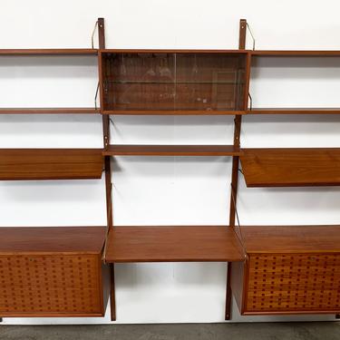 VINTAGE - Cado Royal system - Teak modular wall shelf by Poul Cadovius for Cado. 1960's Denmark 