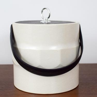 Midcentury Cream Ice Bucket with Black Handle and Scalloped Ridge 
