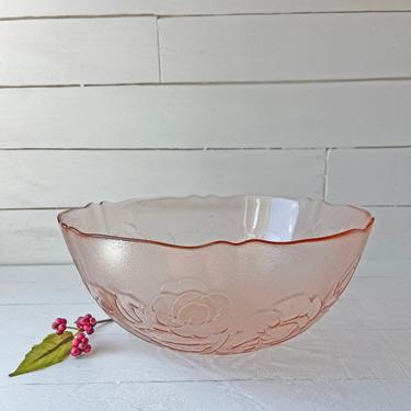 Vintage Arcoroc Pink Rose Salad Bowl // Pink Cereal Bowl // Pink Catch All, Depression-Style Pink Bowl // Pink Punch Bowl // Perfect Gift 