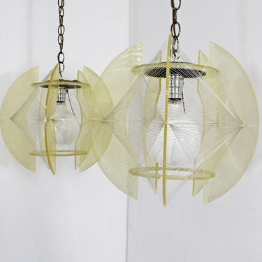 Pair of Mid-Century Danish Modern Lucite &amp; Nylon String Hanging Chain Pendant Lamps Light Fixtures 