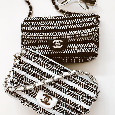 Vintage CHANEL CC Logo Turnlock Black White Leather Woven Chain Classic Single Flap Shoulder Clutch Purse Evening Bag Handbag 