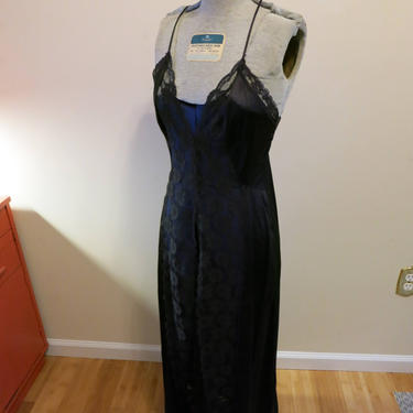 Gown black lace fantasy lingerie sheer Val Mode 1970s vintage pinup S 