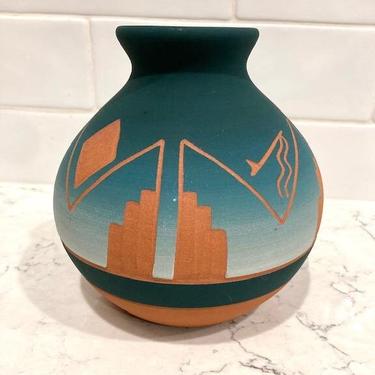 Vintage Decor Native American Sioux Vase Teal Ombre Terra Cotta Etched Accents Pottery Vase Signed by LeChalet
