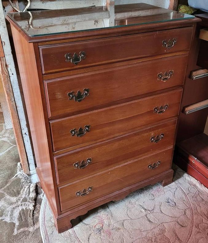 Cherry Chest of Drawers with Glass Top
