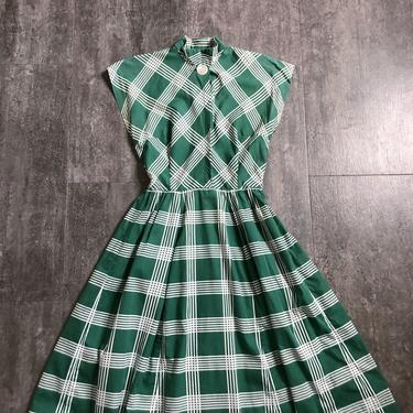 1940s green plaid dress . vintage 40s dress 