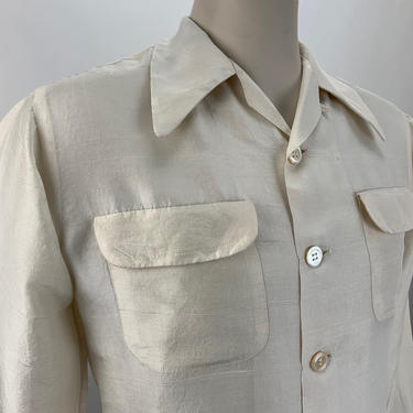 1940'S SILK Shirt - Creamy White Silk - Natural Shell Buttons - Loop Collar - Flap Patch Pockets - Size Men's Tailored Medium 