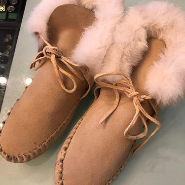 Vintage moccasins ~ buff color~ rabbit fur trim~ all leather Suede~ hand made Native American unisex~ wearable or decorative 