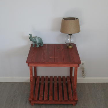 Reclaimed White Pine End Table
