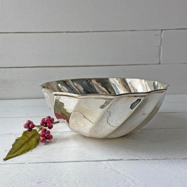 Vintage Small Swirl Silver Bowl, Silver Dish | Rustic, Farmhouse, Cottagecore Silver Bowl, Fruit Bowl, Kitchen Storage, Catch All, Gift 