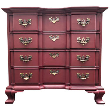 Vintage Maddox Colonial Newport Blockfront Chest 