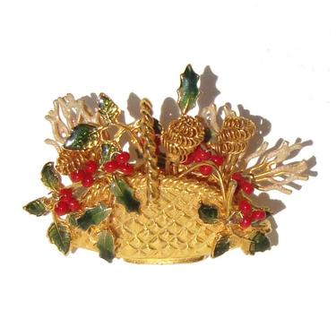 Vintage Christmas Basket Brooch Pin Spun Wire & Beaded Holly 