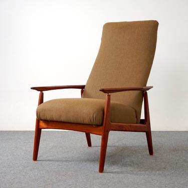 Danish Teak Reclining Lounge Chair - (319-160.2) 