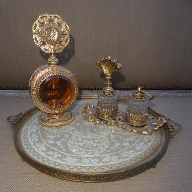 Vintage Ornate Ormolu Gold Filigree Perfume Tray w 3 Glass Perfume Bottles 