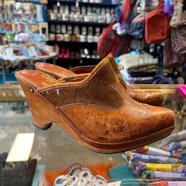 1970s Leather Clogs Vintage Whiskey Brown High Heel Danelle Size 6 1/2 