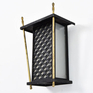 Vintage outdoor wall sconce