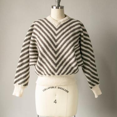 1980s Wool Sweater Chevron Striped Knit Dolman S 
