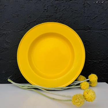 Enamel Yellow Bowls \/ Set of 6