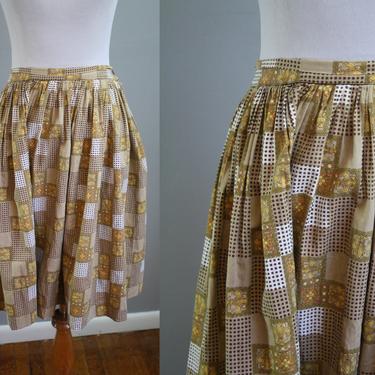 1950's Circle Skirt // Novelty Print // Medium 