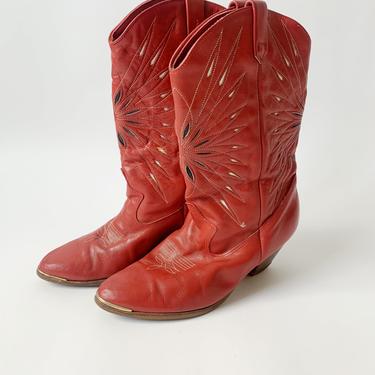 Red Dingo Stacked Heels Boots