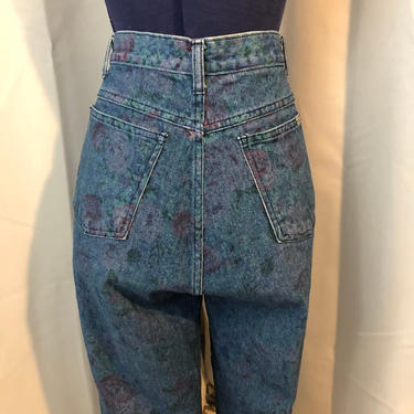 Vintage 1980s Floral print High Waisted Jeans straight leg Japanese Denim 9 10 