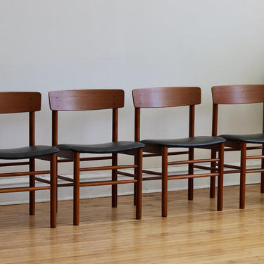 Set of 4 Mid Century Danish Modern Børge Mogensen Dining Chairs 