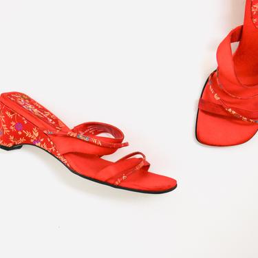 90s 2000s Y2k Vintage Red Slides Sandals Heels with Chinese Inspired Fabric Size 9 Strappy Sandals Red High Heel Slides Chinese new Year 
