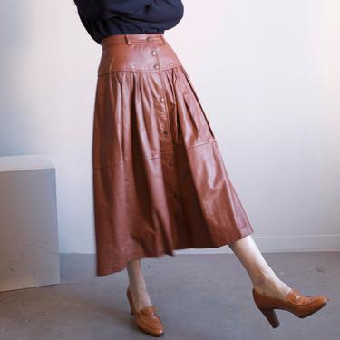 snap front prairie brandy leather skirt / sz S 