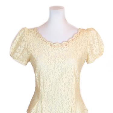 1940s Blouse ~ Cream Lace Puff Sleeve Scallop Edge Top 