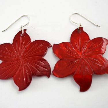 60's hand carved red MOP blister pearl hibiscus hippie dangles, big dyed Mother of Pearl silver plate boho floral earrings 