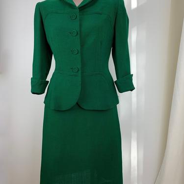 1950's Vivid Green Suit - All Wool - Cloth Covered Buttons - 3/4 Cuffed Sleeves - Shoulder Pads - Skirt Pockets - Size SMALL - 26 Inch Waist 