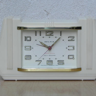 Selfix White Bakelite Wind Up Mantel Alarm Clock 