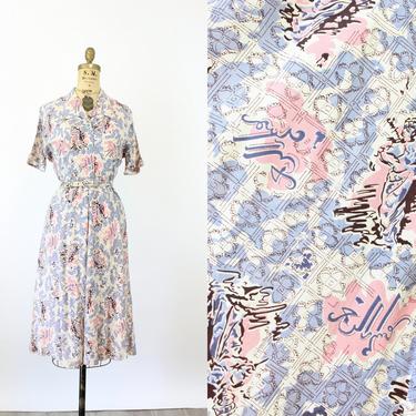 1940s WOMEN STATUE novelty print dress medium | new spring 