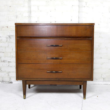 Vintage mcm 3 drawer small dresser / bachelor chest w/ formica top and brass handles | Free delivery in NYC and Hudson 