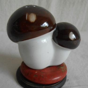 Vintage Ceramic Mushroom Shaker made by Limoges France 