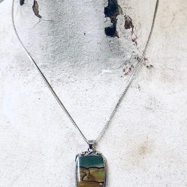Vintage Necklace, Pendant on Chain, Silver Pendant, Silver Box Chain, Vintage Jewelry, Green Pendant, Brown Jewelry, Unique Jewelry, Simple 