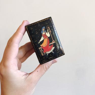 Vintage Russian Hand-Painted Lacquer Box 