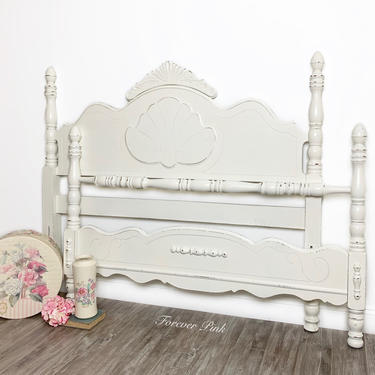 Vintage Full or Queen Cottage Style White Four Post Bed 