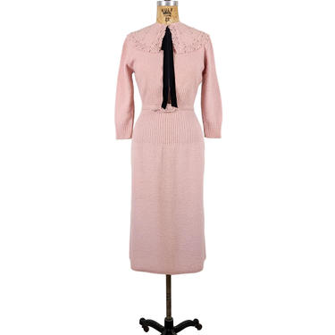 pretty in pink | vtg 1950s knit dress + collar | rhinestones | vintage 50s fit & flare dress | one size fits most 