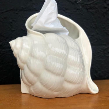 Seashell Tissue Ceramic Box 