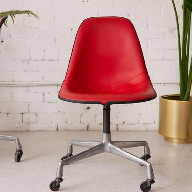 Charles Eames Herman Miller Office Chair in Red