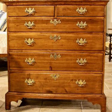 Chippendale 5 Drawer Chest in Maple ~ Circa 1780-1800