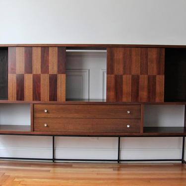 Mid Century Modern Stanley Furniture Credenza Hutch 