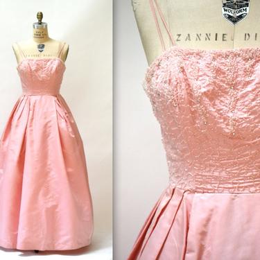 1950s Vintage Prom Dress Size Small Medium Pink// 1950s Vintage Bridesmaid Wedding Dress Evening Gown Beaded in Pink Size Small Medium 