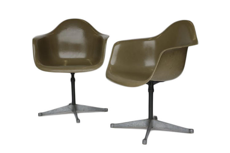 Pair of Charles Eames for Herman Miller Bucket Swivel Chair 