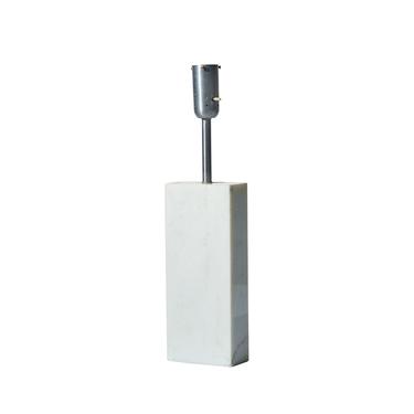 Vintage white marble and brushed chrome table lamp, attributed to Elizabeth Kauffer for Nessen Studios 