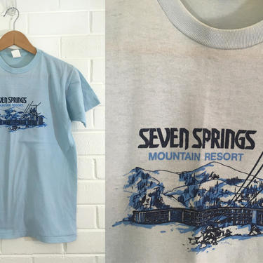Vintage Seven Springs Mountain Resort T-Shirt Souvenir 80s Ski Skiing 1980s Sportswear USA Short Sleeve Blue Hipster Retro Large L Medium M 